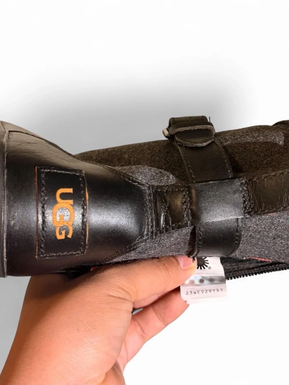 UGG Kesey Black Gray Waterproof Black Leather Gray Wool Boots Women’s Size 7.5